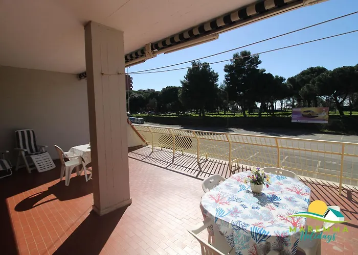 Maremma Holidays-la Terrazza דירה *